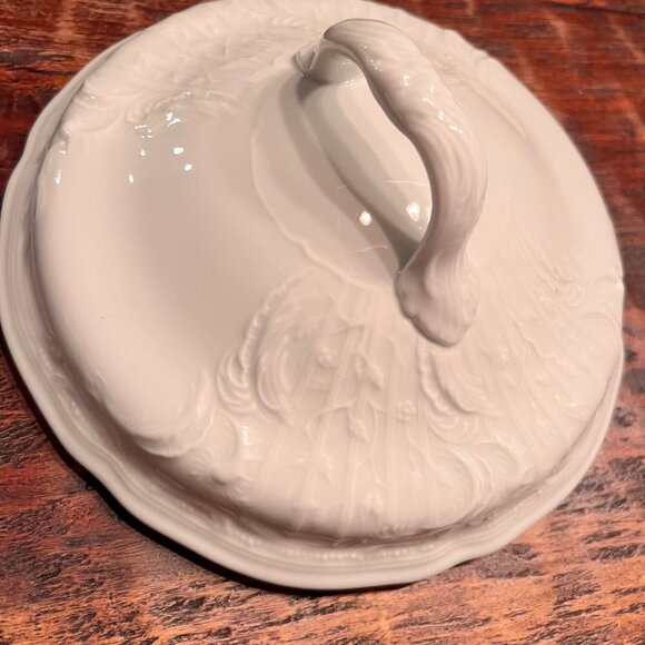 Rosenthal Sanssouci Continental Round Covered Vegetable Dish - Picture 5 of 15